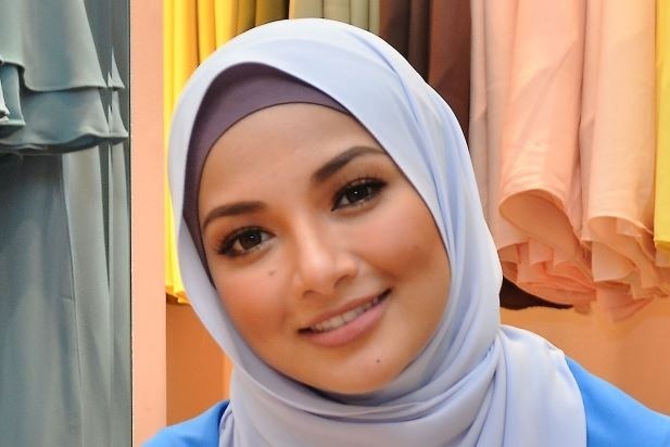 Perhh Inilah 10 Wanita Tercantik Di Dunia Selebriti Malaysia Juga Tersenarai Siakap Keli Press